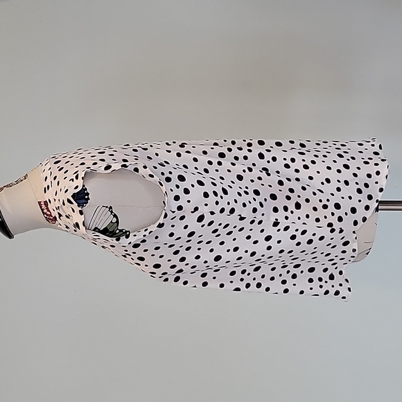Loft black and white spotted sleeveless blouse.  Size is Small - Picture 2 of 8